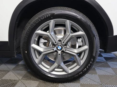 Used 2023 BMW X3 xDrive30i w/ Convenience Package AWD/4WD image 17