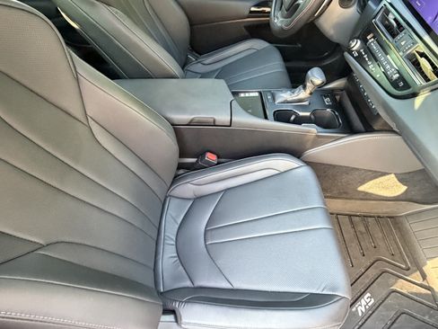 Used 2024 Lexus ES 350 F Sport w/ Accessory Package (Z2) FWD image 44