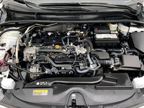 Certified 2025 Toyota Corolla LE image 31