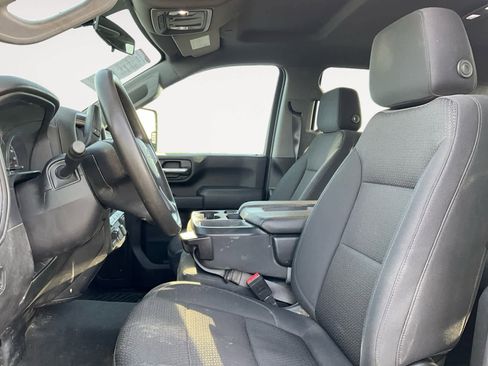 Used 2022 Chevrolet Silverado 2500 Custom w/ Gooseneck/5TH Wheel Package image 10