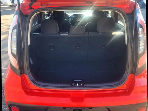 Used 2019 Kia Soul image 15