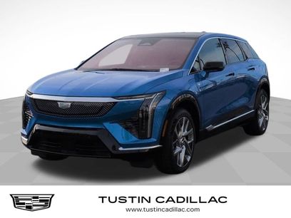 New 2025 Cadillac Optiq Luxury 1