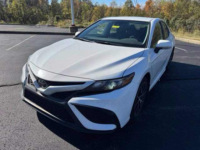 Used 2023 Toyota Camry SE FWD image 7