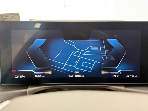 Used 2023 BMW i4 eDrive35 image 19