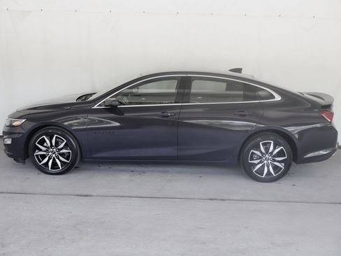 Used 2025 Chevrolet Malibu RS FWD image 22