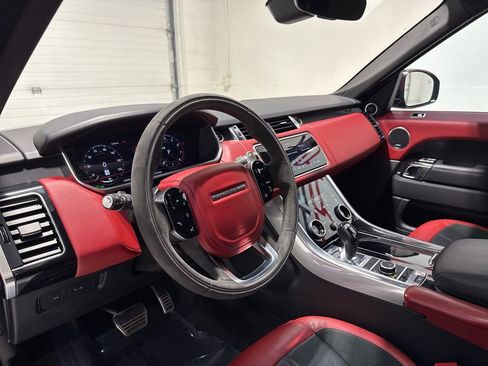 Used 2020 Land Rover Range Rover Sport HST image 12