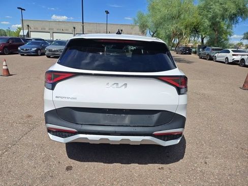 Certified 2025 Kia Sportage LX FWD image 16