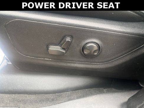 Used 2022 RAM 1500 Big Horn image 17