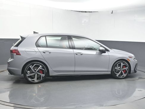 New 2026 Volkswagen GTI SE FWD image 8