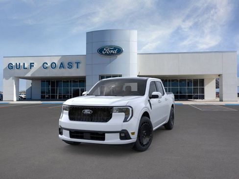 New 2025 Ford Maverick Lobo image 2