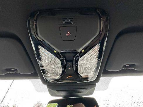 Used 2025 BMW X6 M60i image 35