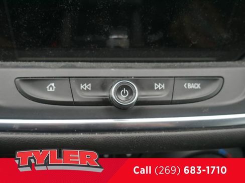 Used 2020 Chevrolet Blazer LT image 32