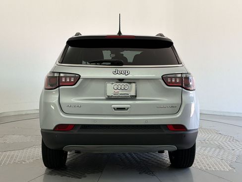 Used 2024 Jeep Compass Limited AWD/4WD image 10