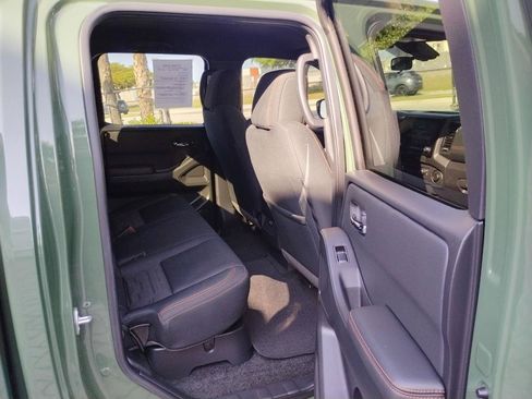 Used 2024 Nissan Frontier Pro-X RWD image 43