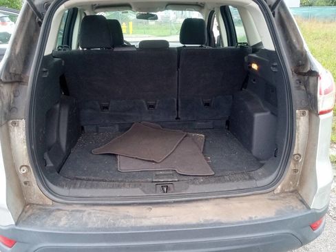 Used 2015 Ford Escape S image 32