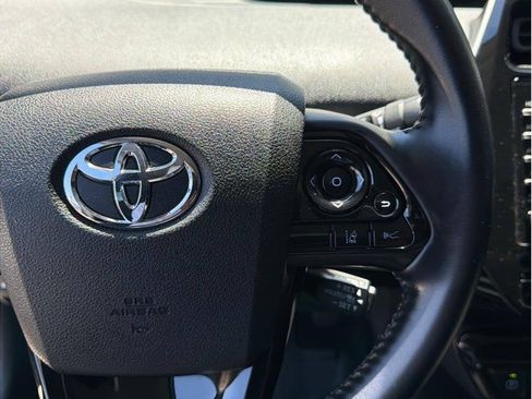Used 2022 Toyota Prius Prime LE FWD image 9