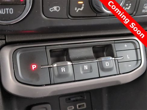 Used 2023 GMC Acadia AT4 w/ Preferred Package image 33