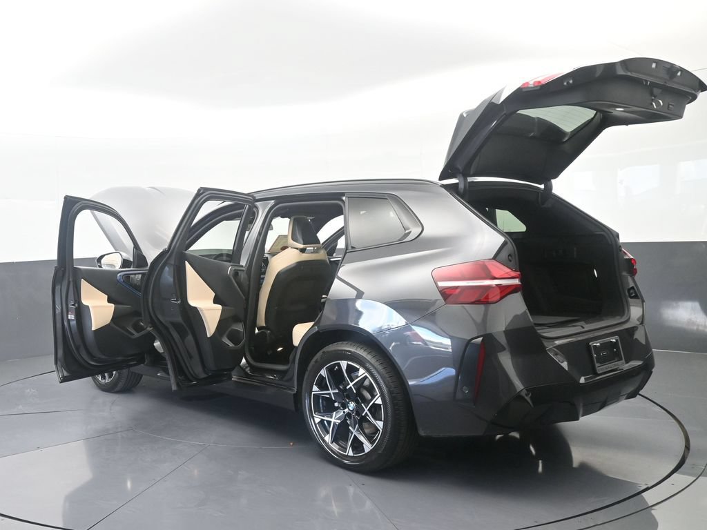 Used 2025 BMW X3 xDrive30i w/ Premium Package AWD/4WD image 82