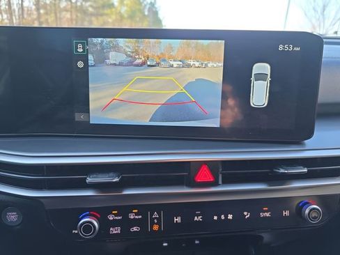 Used 2024 Kia Sorento S w/ Panoramic Sunroof Package image 37
