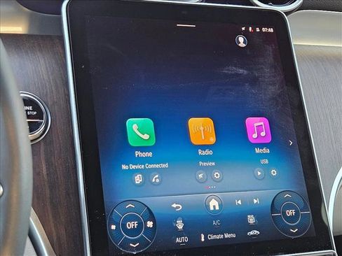 Certified 2026 Mercedes-Benz GLC 300 4MATIC image 8