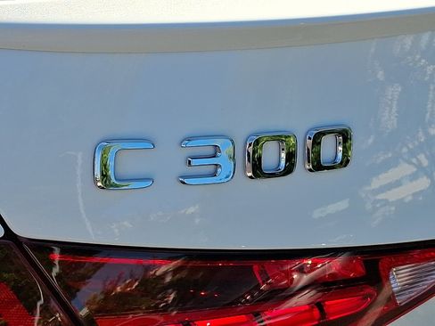 Certified 2022 Mercedes-Benz C 300 4MATIC Sedan image 30