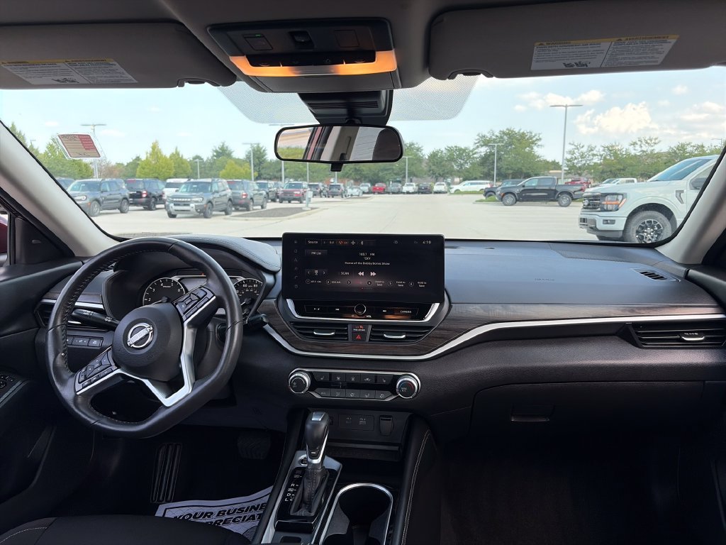 Used 2024 Nissan Altima 2.5 SV w/ SV Premium Package FWD image 33