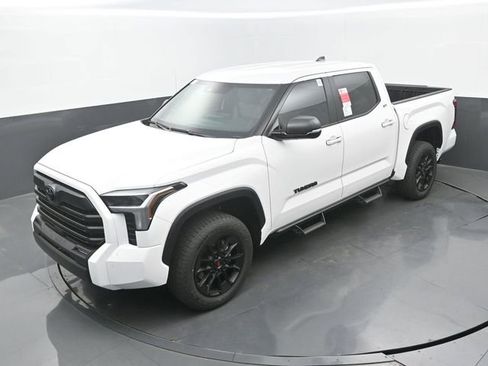 New 2026 Toyota Tundra SR5 AWD/4WD image 30