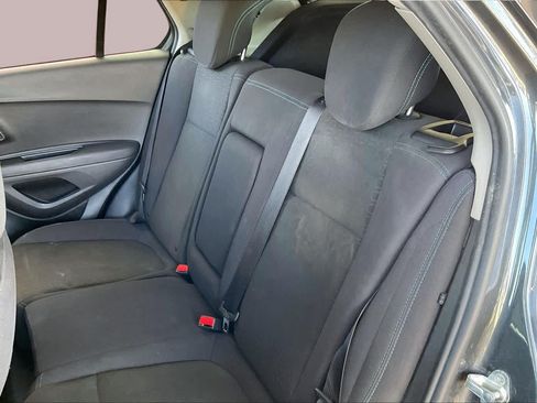 Used 2016 Chevrolet Trax LS FWD image 19