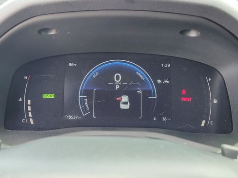 Used 2025 Toyota Camry SE w/ Multimedia Upgrade Package FWD image 17