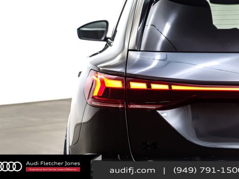 Used 2025 Audi Q6 e-tron Premium Plus w/ Premium Plus image 16