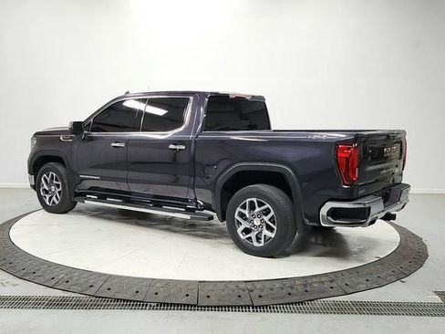 Used 2023 GMC Sierra 1500 SLT w/ SLT Premium Package AWD/4WD image 5