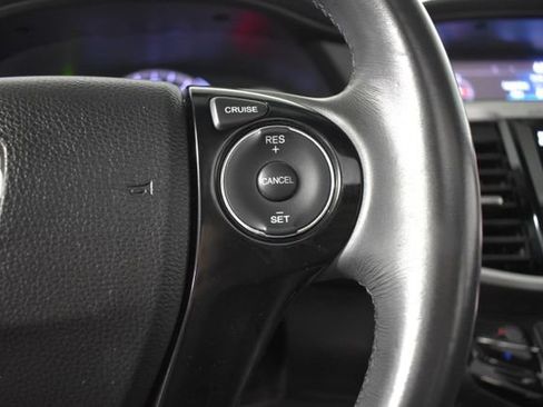 Used 2017 Honda Accord EX-L image 17