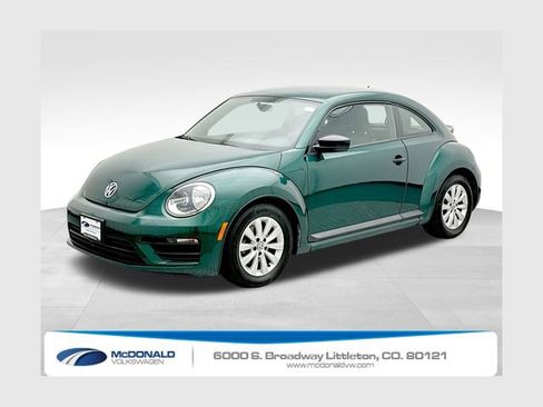 Used 2018 Volkswagen Beetle 2.0T S image 1
