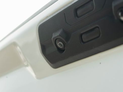 Used 2024 GMC Sierra 1500 SLT image 14