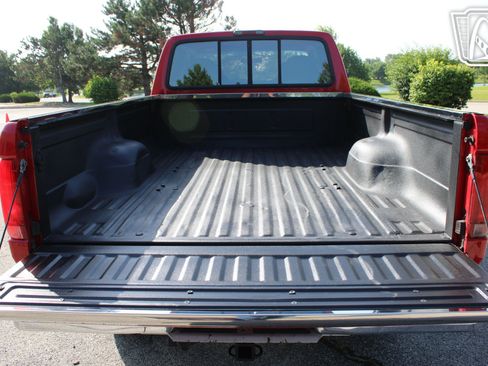 Used 1997 Ford F350 4x4 Crew Cab image 9
