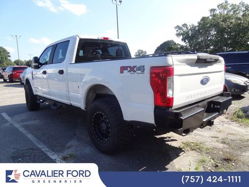 Used 2017 Ford F250 XL w/ STX Appearance Package AWD/4WD image 5
