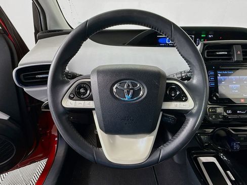 Used 2016 Toyota Prius Four Touring w/ Premium Convenience Package image 11
