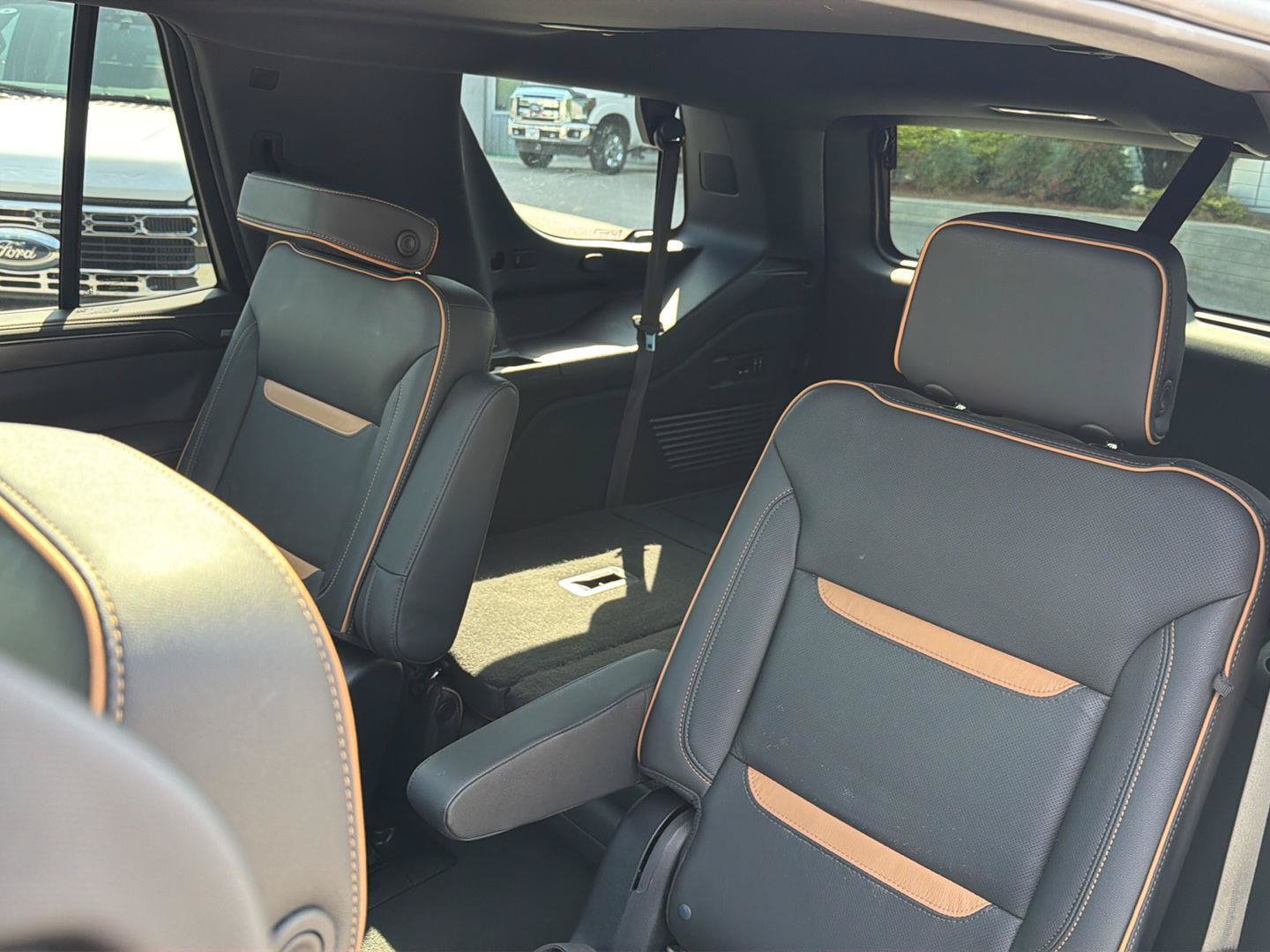 Used 2022 GMC Yukon AT4 w/ Max Trailering Package AWD/4WD image 34