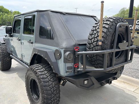 Used 2015 Jeep Wrangler Unlimited Sport w/ Quick Order Package 24S AWD/4WD image 5