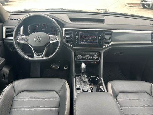 Certified 2022 Volkswagen Atlas SEL Premium AWD/4WD image 9