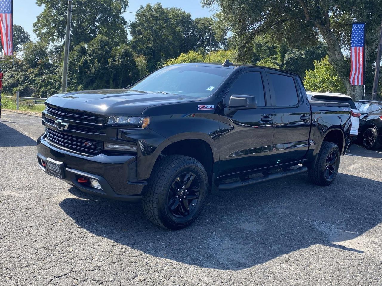 Used 2020 Chevrolet Silverado 1500 LT Trail Boss AWD/4WD image 3