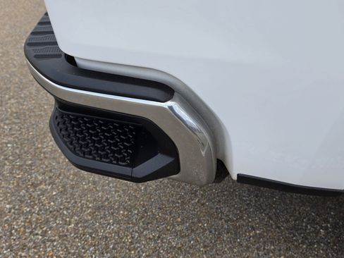 Used 2023 Chevrolet Silverado 1500 LTZ image 18