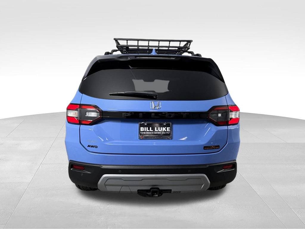 Used 2023 Honda Pilot TrailSport image 7
