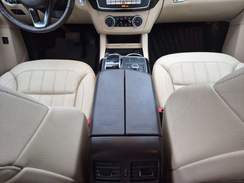 Used 2018 Mercedes-Benz GLE 350 4MATIC image 24