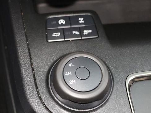 Used 2019 Ford Ranger XLT w/ Equipment Group 301A Mid image 26