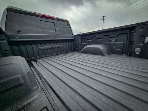Used 2024 GMC Sierra 1500 Denali w/ Technology Package AWD/4WD image 7
