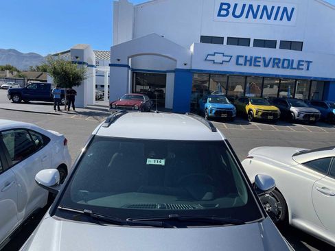 Used 2025 Chevrolet TrailBlazer ACTIV w/ Convenience Package image 32