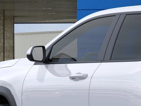 New 2026 Chevrolet Equinox LT FWD image 12