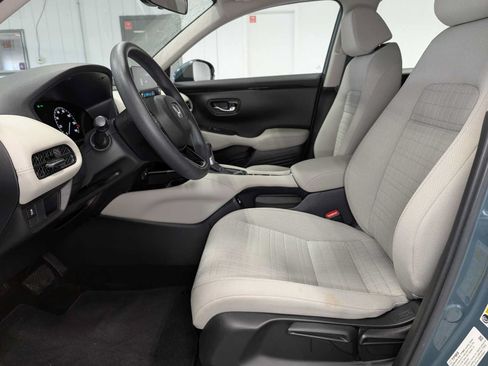 Certified 2023 Honda HR-V LX image 4