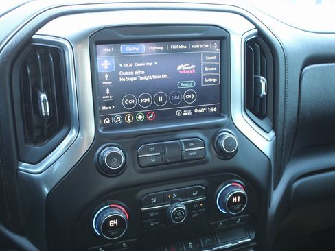 Used 2020 Chevrolet Silverado 1500 LT Trail Boss AWD/4WD image 14